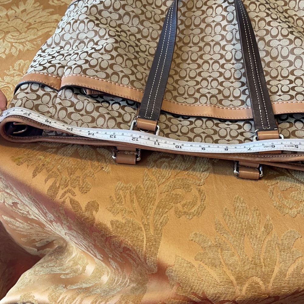 Used maternity coach bag - Picture 13 of 16